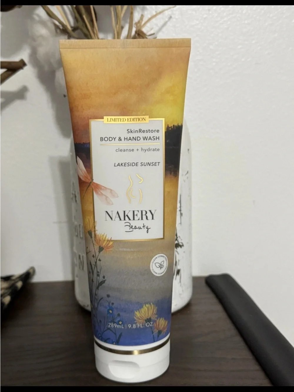 NAKERY Lakeside Sunset SkinRestore Body & Hand Wash - Golden Yellow